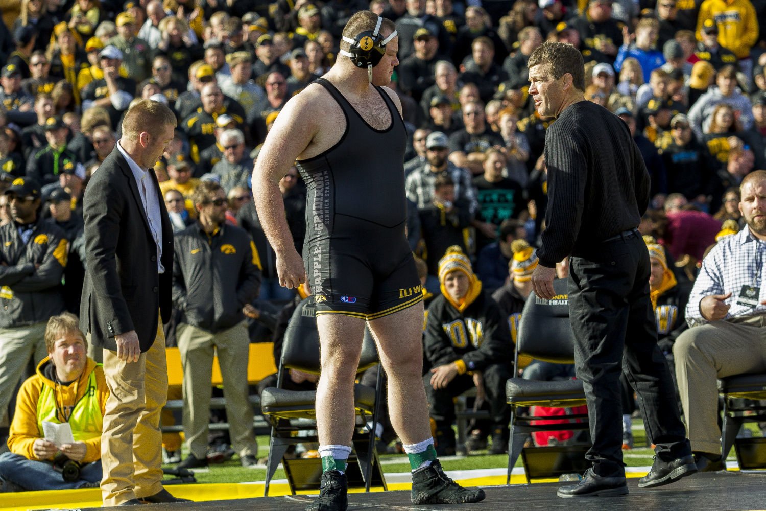 111415-iowa-wrestling-042